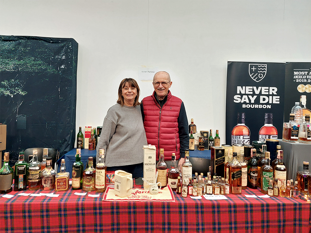 Ausstellungsstand von Giovanni Giuliani