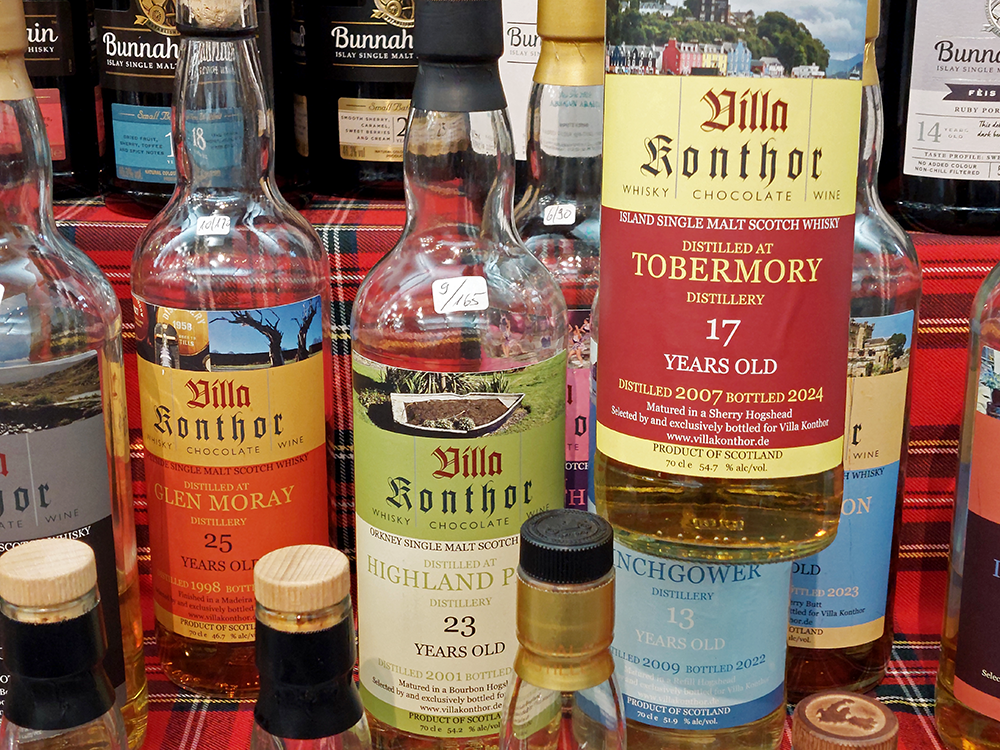 Whiskyflaschen von Villa Konthor