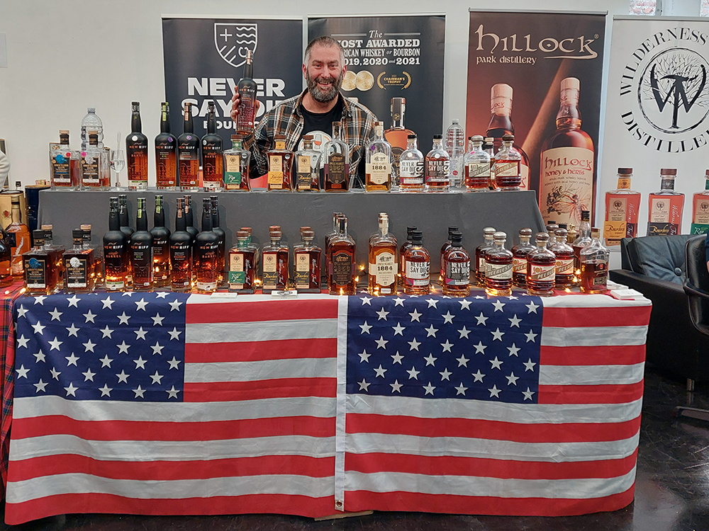 Ausstellungsstand von Whisky Jason