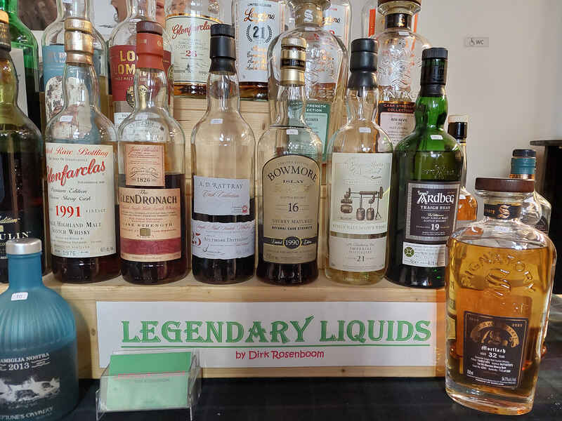 Whiskyflaschen von Legendary Liquids